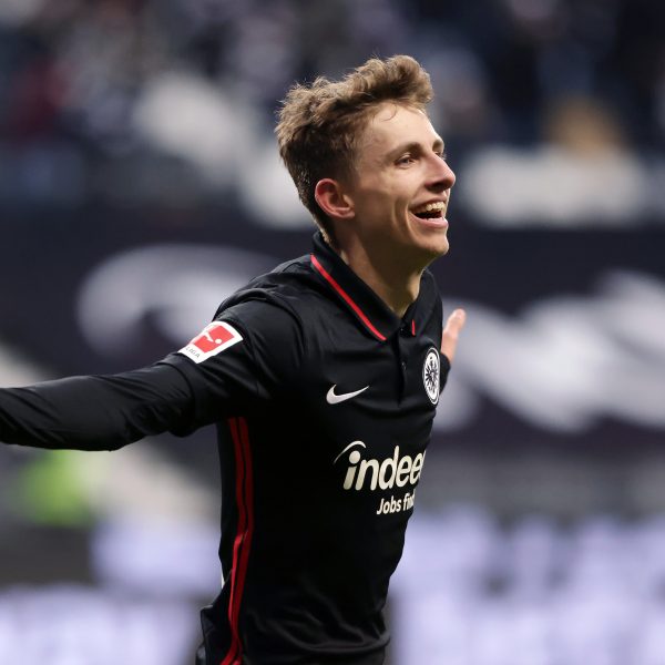  Die beste Nachricht des Tages: Jesper Lindström ist zurück im Mannschaftstraining! (Bild: Foto Rhode)