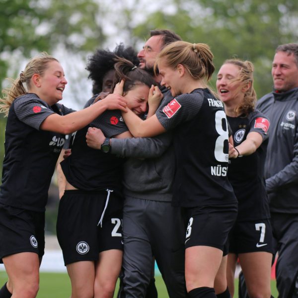  Eintracht Frankfurt träumt weiter von Europa! (Bild: IMAGO / Hartenfelser)