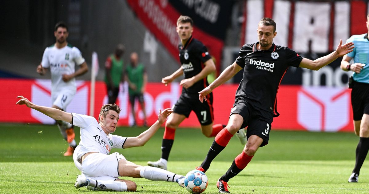 Weder eine Katastrophale, noch eine gute Leistung der SGE. (Foto: IMAGO / Jan Huebner)