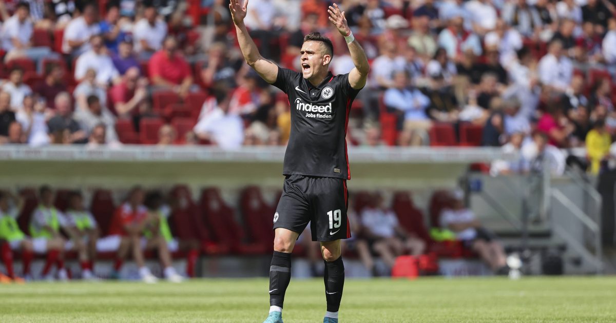  Vor dem Endspiel holt sich Rafa Borré noch einmal Selbstvertrauen ab (Bild: imago images HMB-Media)