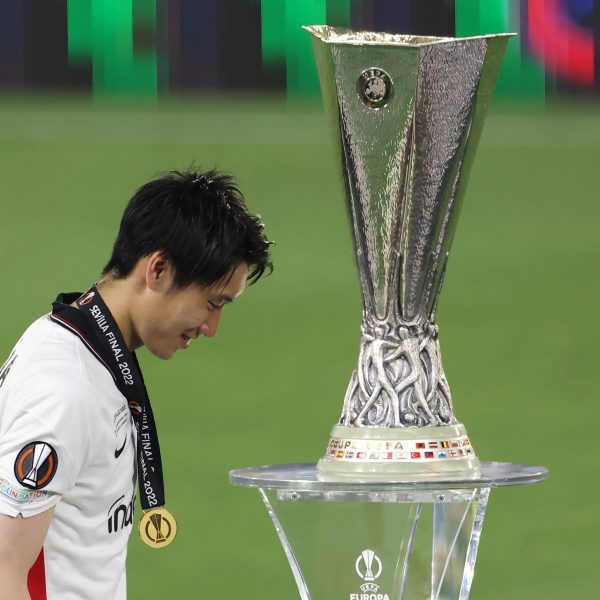  Kamada trug einen erheblichen Teil zum Titelgewinn bei. (Foto: IMAGO / Sportimage)