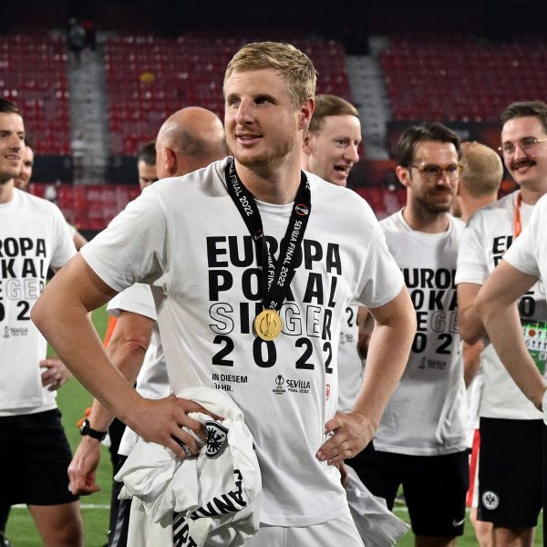  Martin Hinteregger, Europapokal-Sieger 2022. (Bild: IMAGO / Jan Huebner)