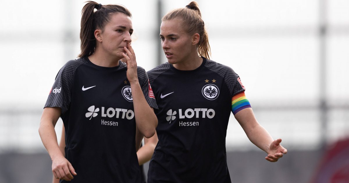  Barbara Dunst (links) mit Österreich und Laura Freigang für Deutschland: Beide SGE-Spielerinnen hoffen auf eine möglichst erfolgreiche EM. (Bild: IMAGO / Hartenfelser)