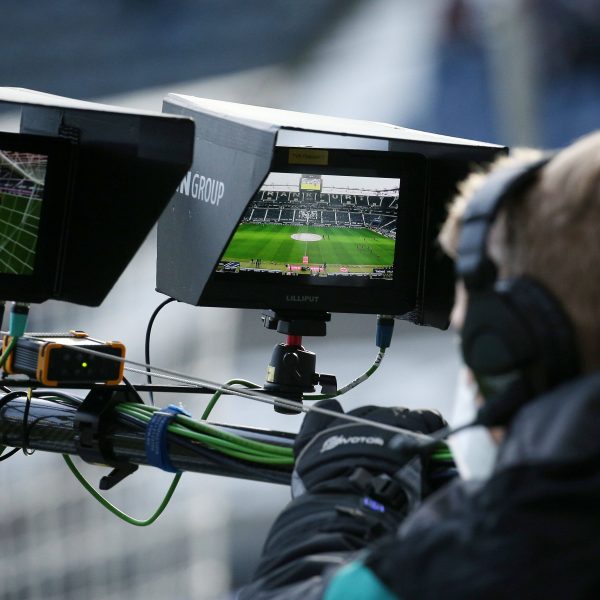  Eintracht Frankfurt steht in der Fernsehgelder-Tabelle aktuell auf Platz 5. (Bild: IMAGO images / Thomas Frey)