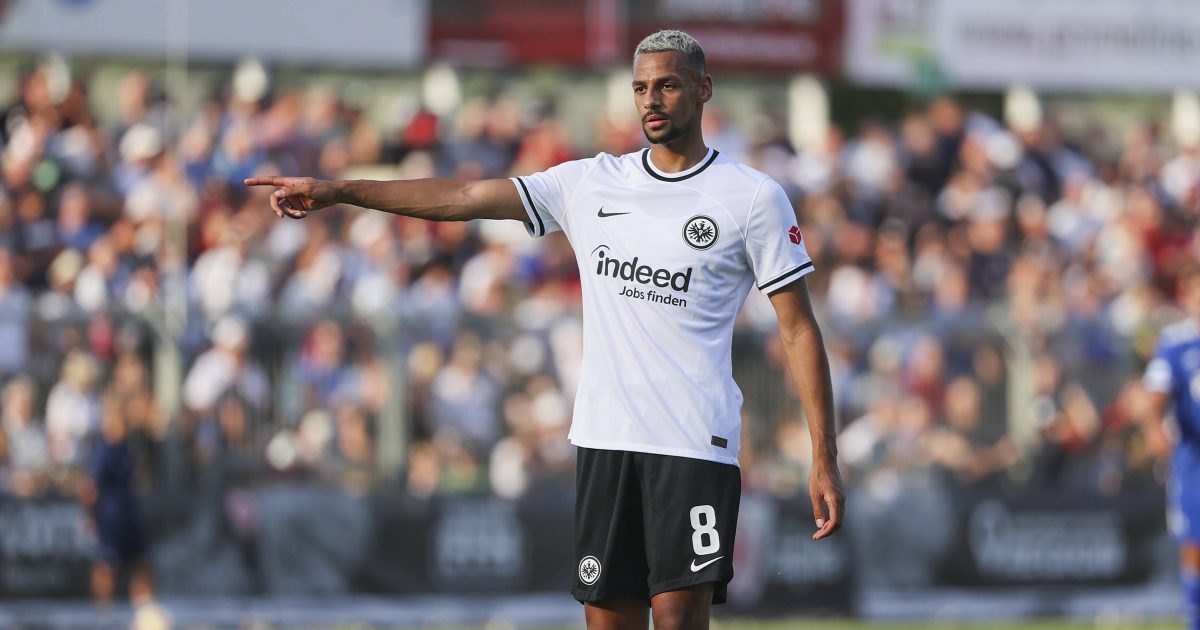  Neue Haarfarbe, alte Qualität. Djibril Sow kümmert sich mehr und mehr um das große Ganze (Bild: IMAGO images / HMB-Media)