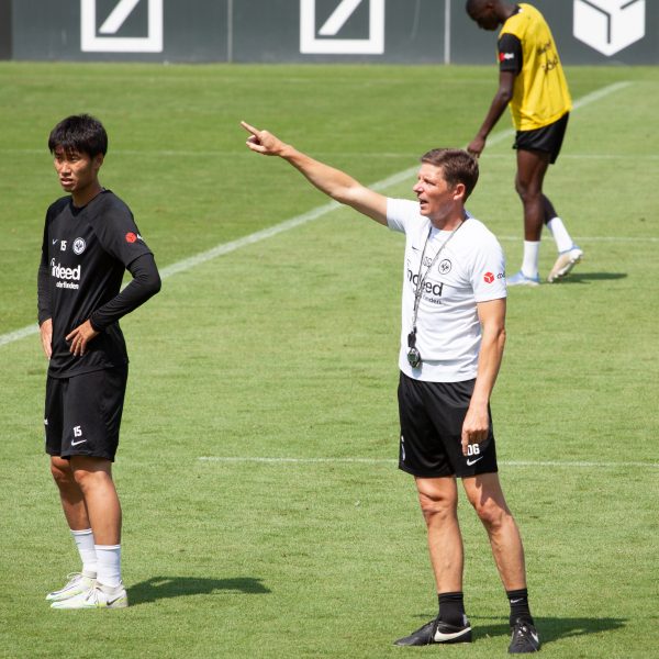  Hatte kaum Zeit, um mit seinem Team zwischen Helsinki und Berlin zu trainieren: Oliver Glasner. (Bild: Frederic Schneider/SGE4EVER.de)