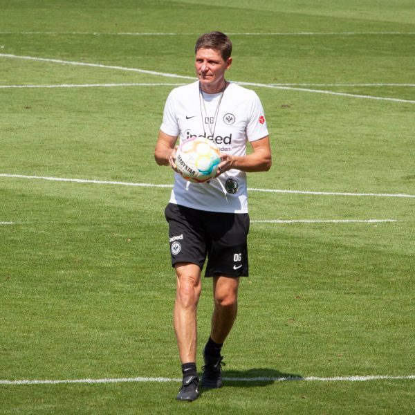  Oliver Glasner trifft mit seinem Team auf interessante Gegner in der Champions League. (Bild: Frederic Schneider/SGE4EVER.de)