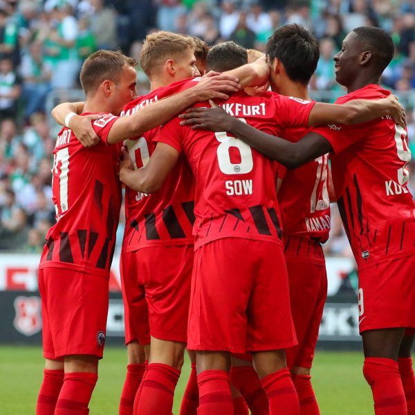  Mit einem 4:3-Auswärtssieg kehrt Frankfurt aus Bremen zurück nach Hause (Bild IMAGO images / osnapix)