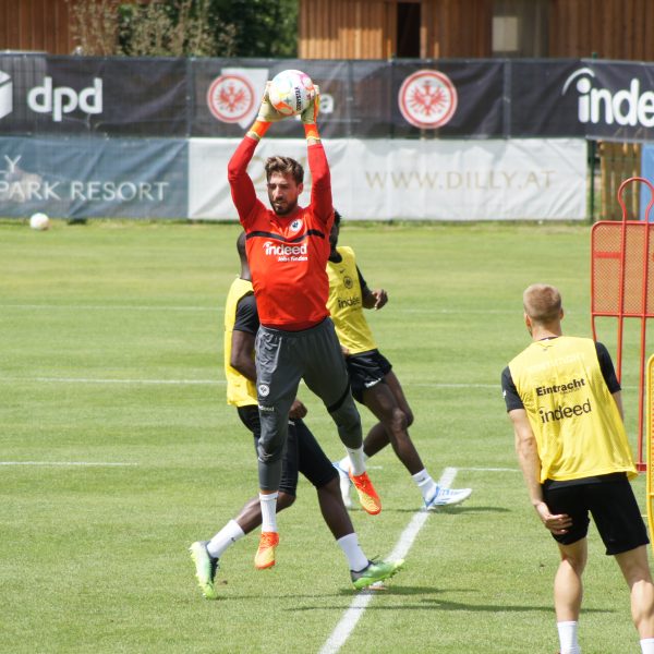  Kevin Trapp ist bei der Verleihung zum Ballon d'Or. (Foto: Marcel Storch/SGE4ever.de)