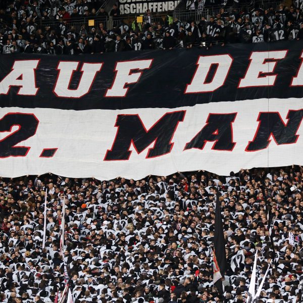  Mit dem 12. Mann im Rücken geht es im Pokal gegen Darmstadt (Bild: Foto Rhode)