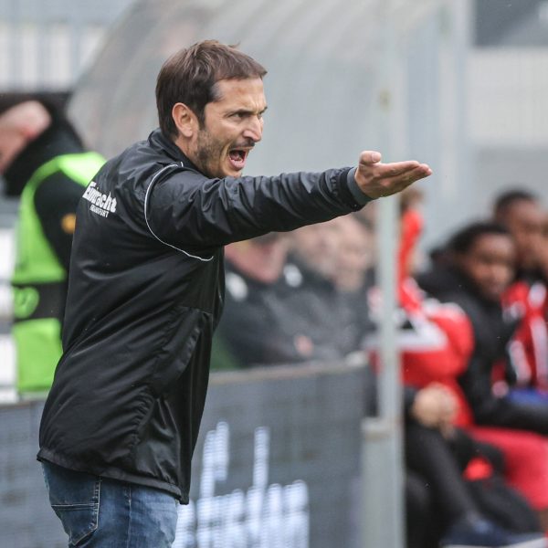  Chef-Trainer Kristjan Glibo (Archivfoto) musste lange auf einen Treffer warten – ist aber trotzdem mit der Leistung seiner Jungs zufrieden. (Bild: IMAGO / Rene Schulz)