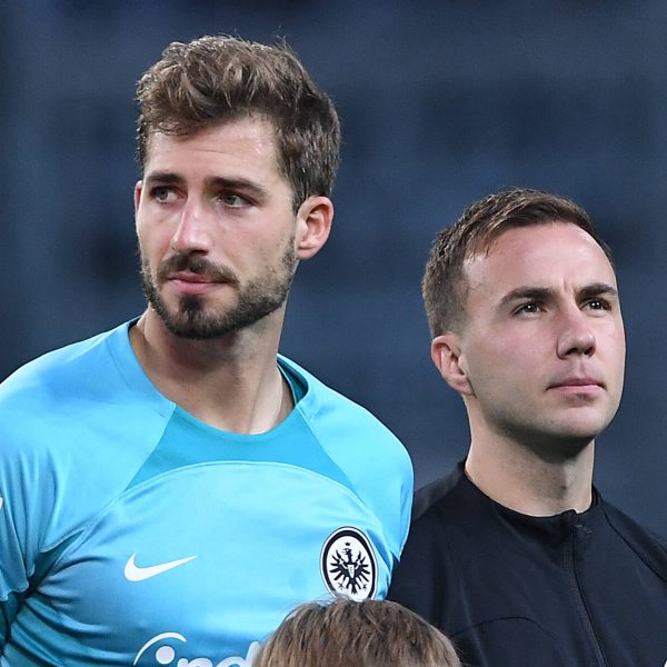  Kevin Trapp und Mario Götze (von links) fahren zur WM. (Bild: IMAGO / Revierfoto)