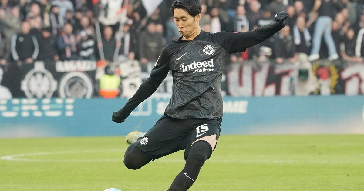  Daichi Kamada wird den gesperrten Mario Götze ersetzten. (Foto: IMAGO / Sven Simon)