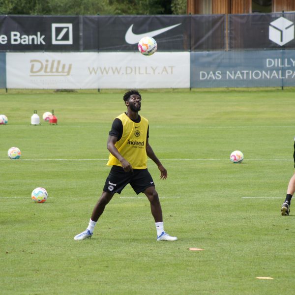  Soll in der Schweiz auf Einsatzminuten kommen: Jerome Onguéné (Foto: Marcel Storch/SGE4EVER.de)