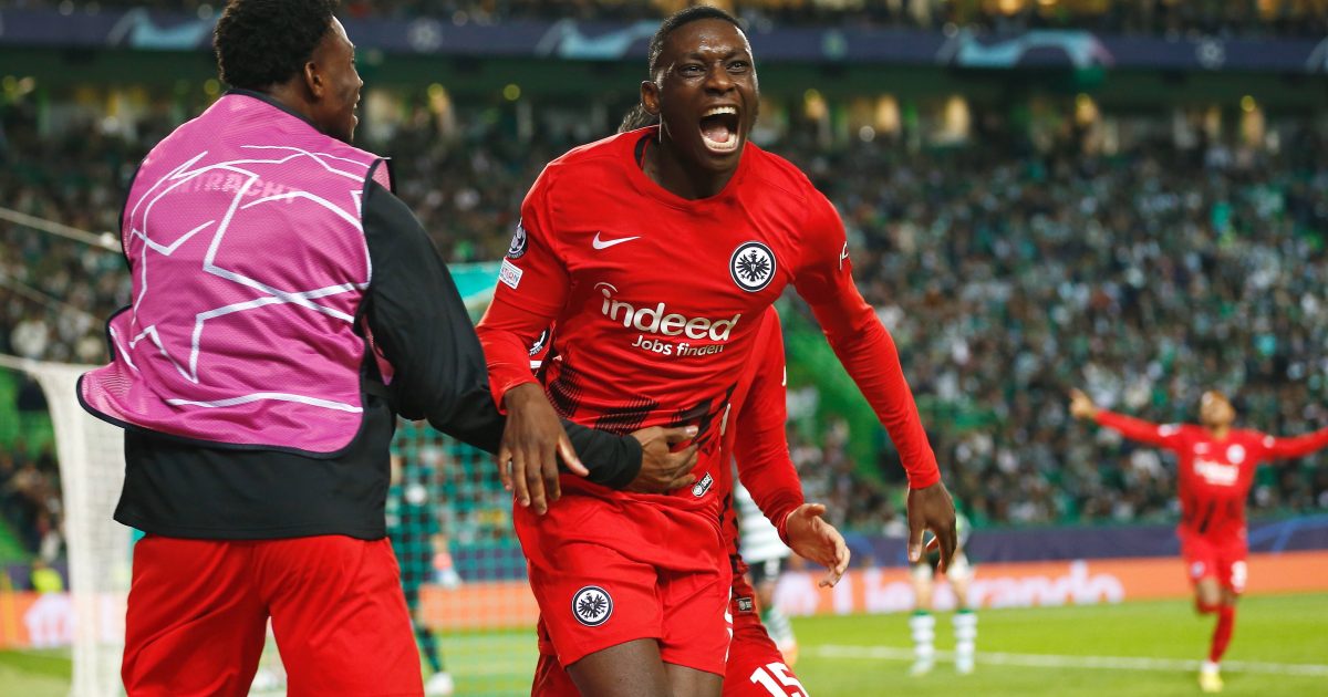  Randal Kolo Muani feierte seinen wichtigen Treffer gegen Sporting Lissabon. (Bild: IMAGO / AFLOSPORT)