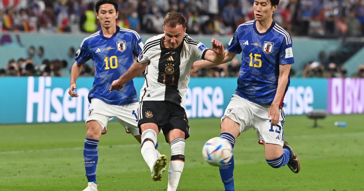  Des einen Freud ist des anderen Leid. Kamada zog mit der japanischen Nationalelf ins Achtelfinale ein. Götze muss mit Deutschland nach hause fliegen. (Foto: IMAGO / Sven Simon)