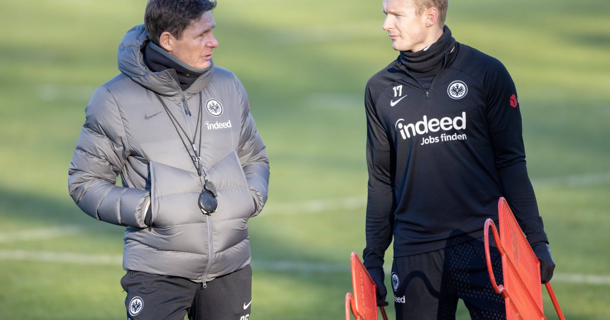 Oliver Glasner (links) und Teamkapitän Sebastian Rode (recht) sind Stützen des Erfolges. (Foto: IMAGO / Kessler-Sportfotografie)