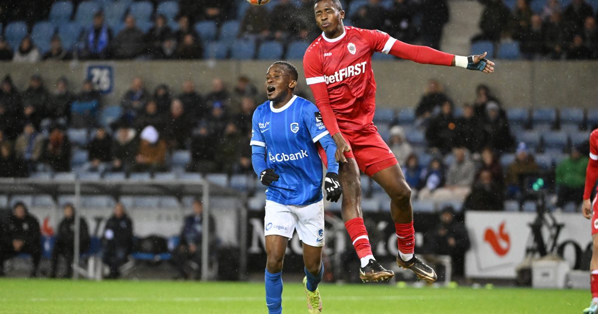  Heuert Willian Pacho (rechts) bald in Frankfurt an? (Bild: IMAGO / MB Media Solutions)