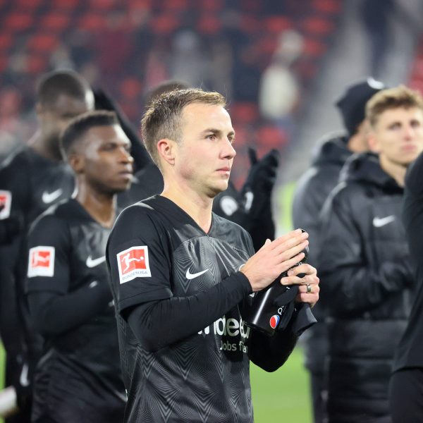  Die Spieler konnten nach dem Spielverlauf mit dem Unentschieden zufrieden sein, wissen ihre Leistung aber auch realistisch einzuschätzen. Gegen Bayern München müssen sich die Frankfurter enorm steigern.