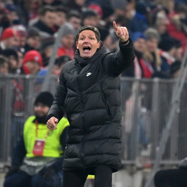  Eintracht-Trainer Oliver Glasner hat seine Mannschaft auf das Spiel gegen Bayern München perfekt eingestellt. Die Hereinnahmen von Makoto Hasebe und Sebastian Rode erwiesen sich als goldrichtig. (Bild: imago images / Sven Simon)