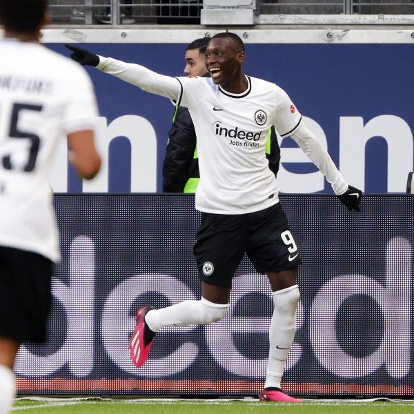  Randal Kolo Muani führt die Scorer-Liste der Bundesliga an. (Foto: Heiko Rhode)