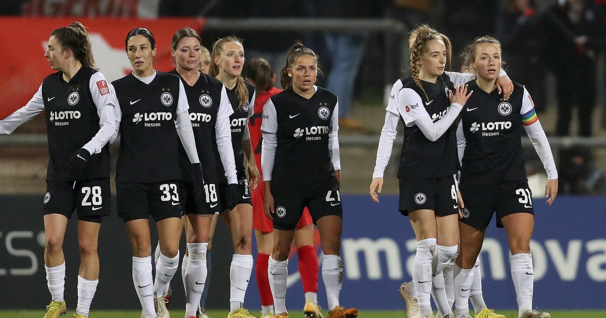 Bei den SGE-Frauen rollt der Ball ab Sonntag endlich wieder. (Bild: IMAGO / Beautiful Sports)