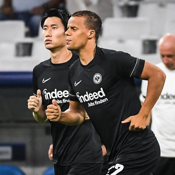  Chandler stärkt seinem Noch-Kollegen den Rücken. (Foto: IMAGO / ZUMA Wire)