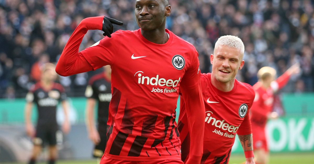  Kolo Muani macht mit seinen beiden Treffern bislang den Unterschied. (Foto: IMAGO / Thomas Frey)