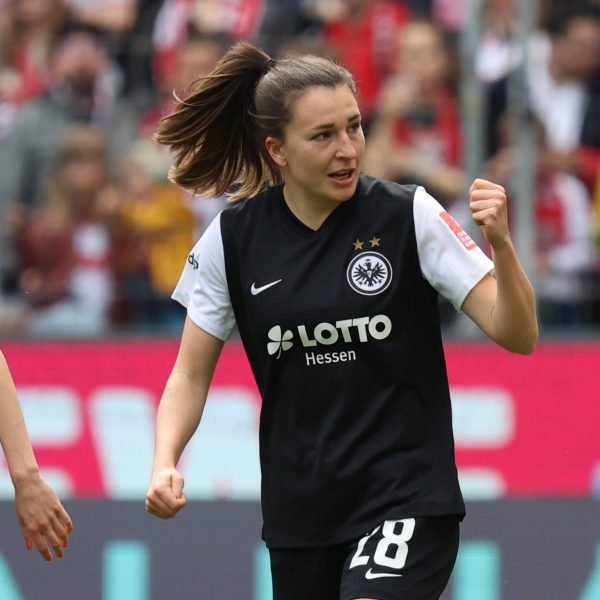  Torschützin zum 1:0: Barbara Dunst. (Bild: IMAGO / Jürgen Schwarz)