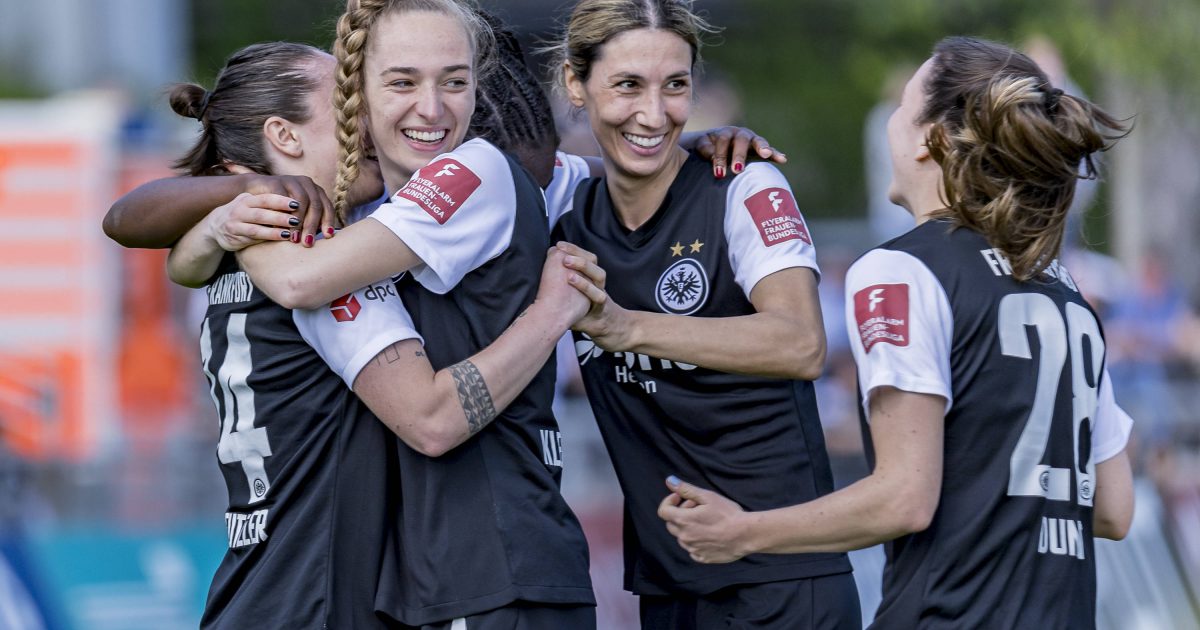  Die Adlerträgerinnen verteidigen erfolgreich den dritten Tabellenplatz. (Bild: IMAGO / Beautiful Sports)