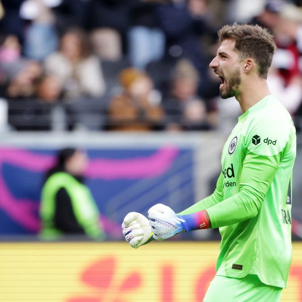  Kevin Trapp jubelt und hält seit 2012 für die SGE. (Foto: Heiko Rhode)