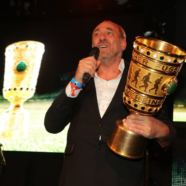  Peter Fischer will nach 2018 auch 2023 den DFB-Pokal nach Frankfurt holen. (Bild: IMAGO / Hartenfelser)