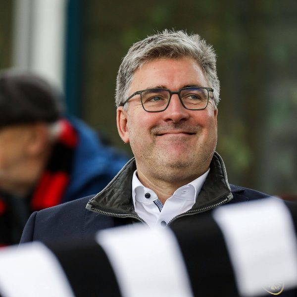  Vorstandssprecher Axel Hellmann bleibt der SGE erhalten. (Bild: IMAGO / Jan Huebner)