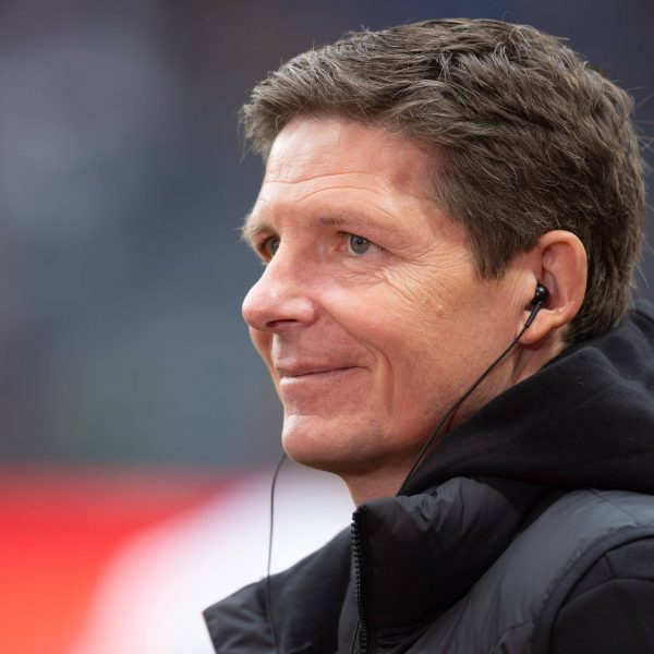  Glasner ist seit 2021 Trainer bei der SGE. (Bild: IMAGO / Kessler-Sportfotografie)