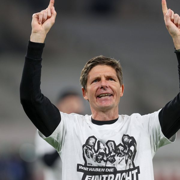  Sichtlich glücklich: Oliver Glasner nach dem Finaleinzug. (Foto: Imago/HMB-Media)