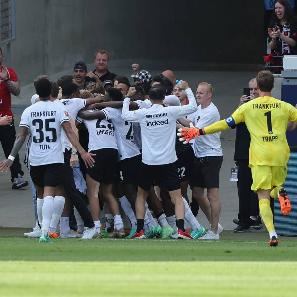  Europapokal! (Bild: IMAGO / HMB-Media)