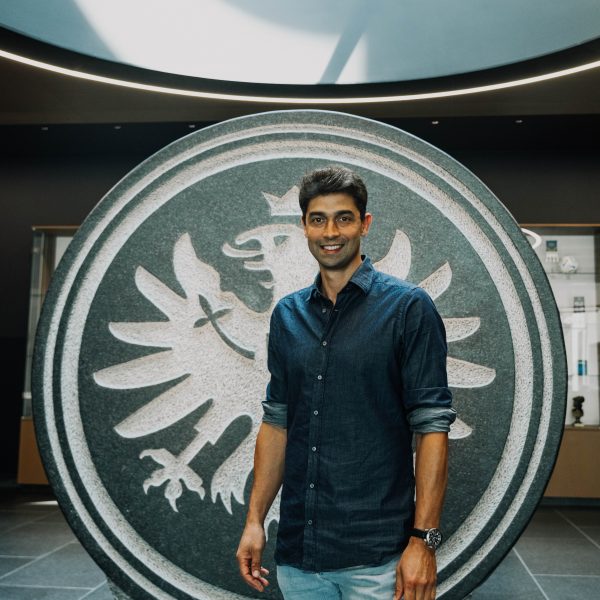  Der frühere Weitspringer Schahriar Bigdeli wird neuer Athletikchef bei Eintracht Frankfurt. (Foto: Eintracht)