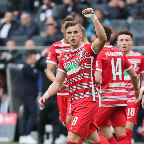  Demirovic könnte eine Option für die SGE sein. (Bild: IMAGO / HMB-Media)