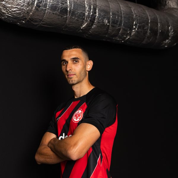  Ellyes Skhiri hat mit der SGE große Ziele. (Bild: Eintracht Frankfurt)