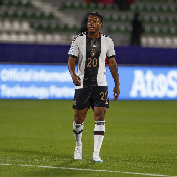  Jessic Ngankam steht bei der SGE auf der Wunschliste. (Bild: IMAGO / Beautiful Sports)