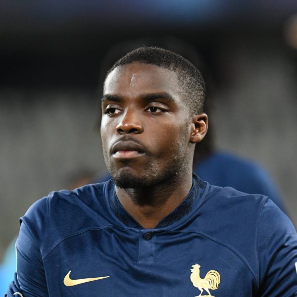  Niels Nkounkou will unbedingt nach Frankfurt wechseln. (Foto: IMAGO / NurPhoto)