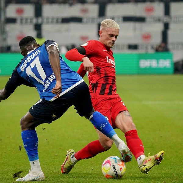  Beim letzten Aufeinandertreffen im DFB-Pokal gewann die SGE mit 4:2. (Bild:: IMAGO / eu-images)