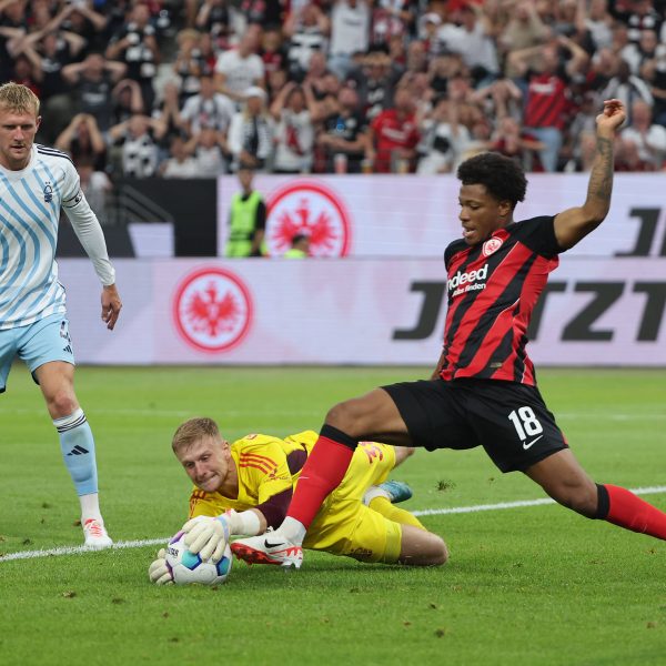  In einer umkämpften Partie kam die SGE im letzten Test nicht über ein Remis hinaus. (Bild: IMAGO / HMB-Media)