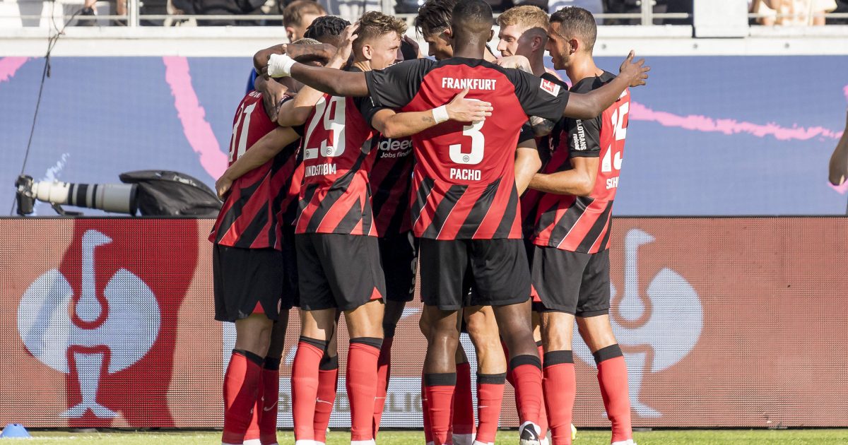  Frankfurt feiert einen 1:0 Sieg gegen Darmstadt (Bild: IMAGO Images / BeautifulSports)