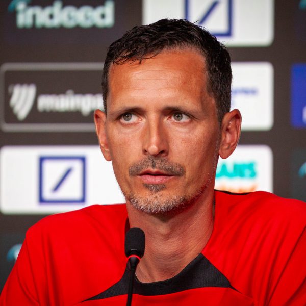  Dino Toppmöller blieb auch in seinem fünften Pflichtspiel ungeschlagen (Foto: Frederic Schneider/SGE4EVER.de)