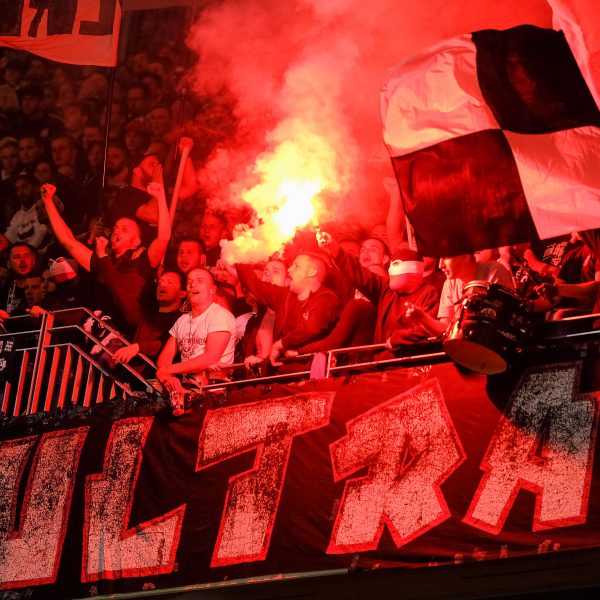  Die Eintracht-Fans erhalten nicht ihre erste Strafe von der UEFA. (Foto: IMAGO / Eibner)