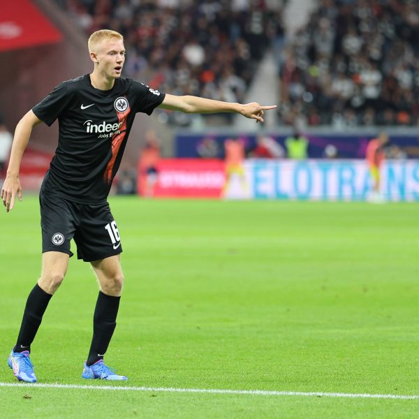  Hugo Larsson wecchelte im Sommer von Malmö FF an den Main. (Foto: IMAGO / Jörg Halisch)