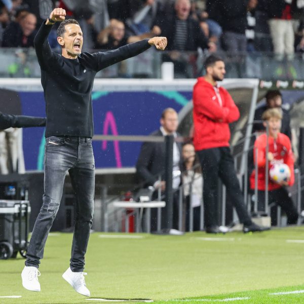  Toppmöller sieht in seinem Kader viel Qualität. (Foto: IMAGO / osnapix)