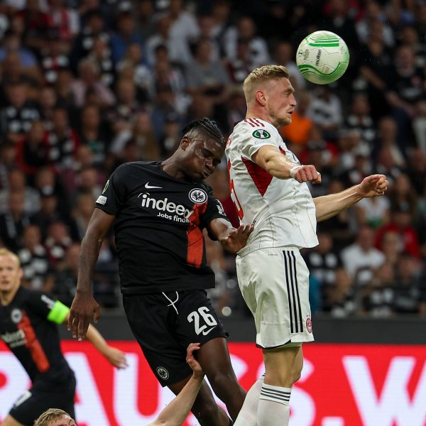  Aberdeen macht der SGE das Leben schwer. (Foto: IMAGO / HMB-Media)