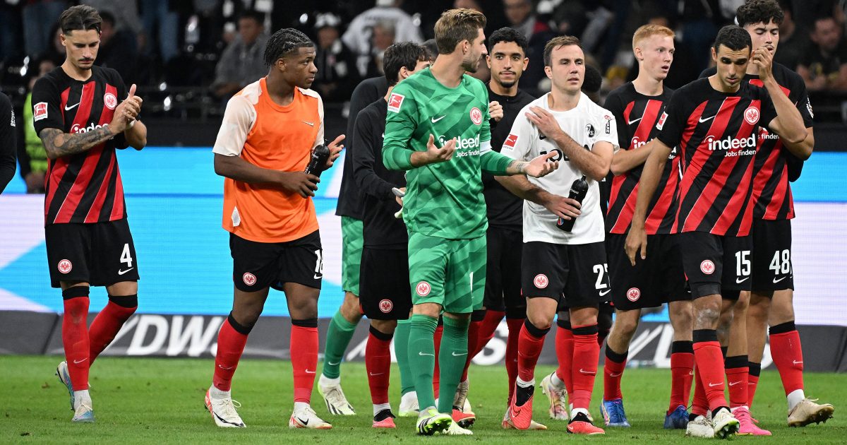 Trotz viel Aufwand sollte es auch gegen Freiburg nur zu einem Remis reichen. Die Mannschaft wirkte nach der Partie trotz guter Leistung enttäuscht. (Foto: imago images / Jan Huebner)